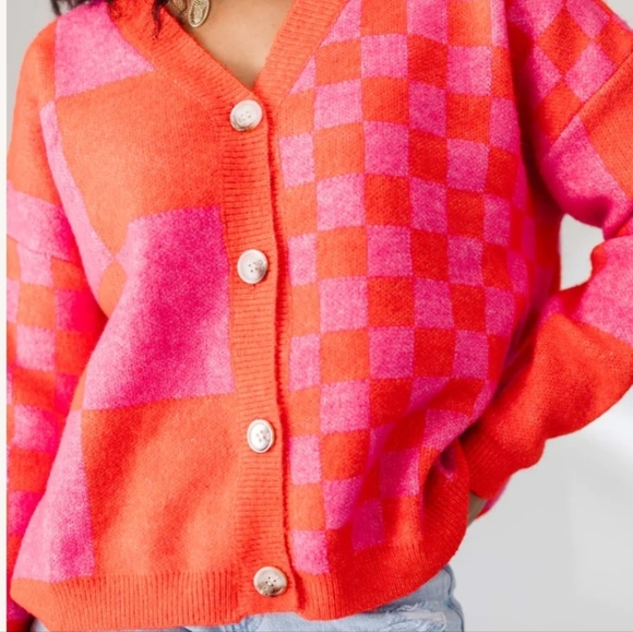 Checkered cardigan size small/medium - Picture 2 of 2